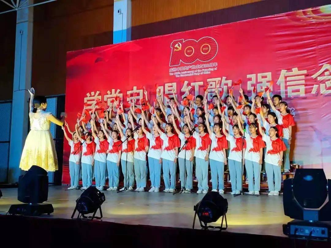 《台风眼by潭石》txt无删减曹烨梁思喆【无弹窗】已完结